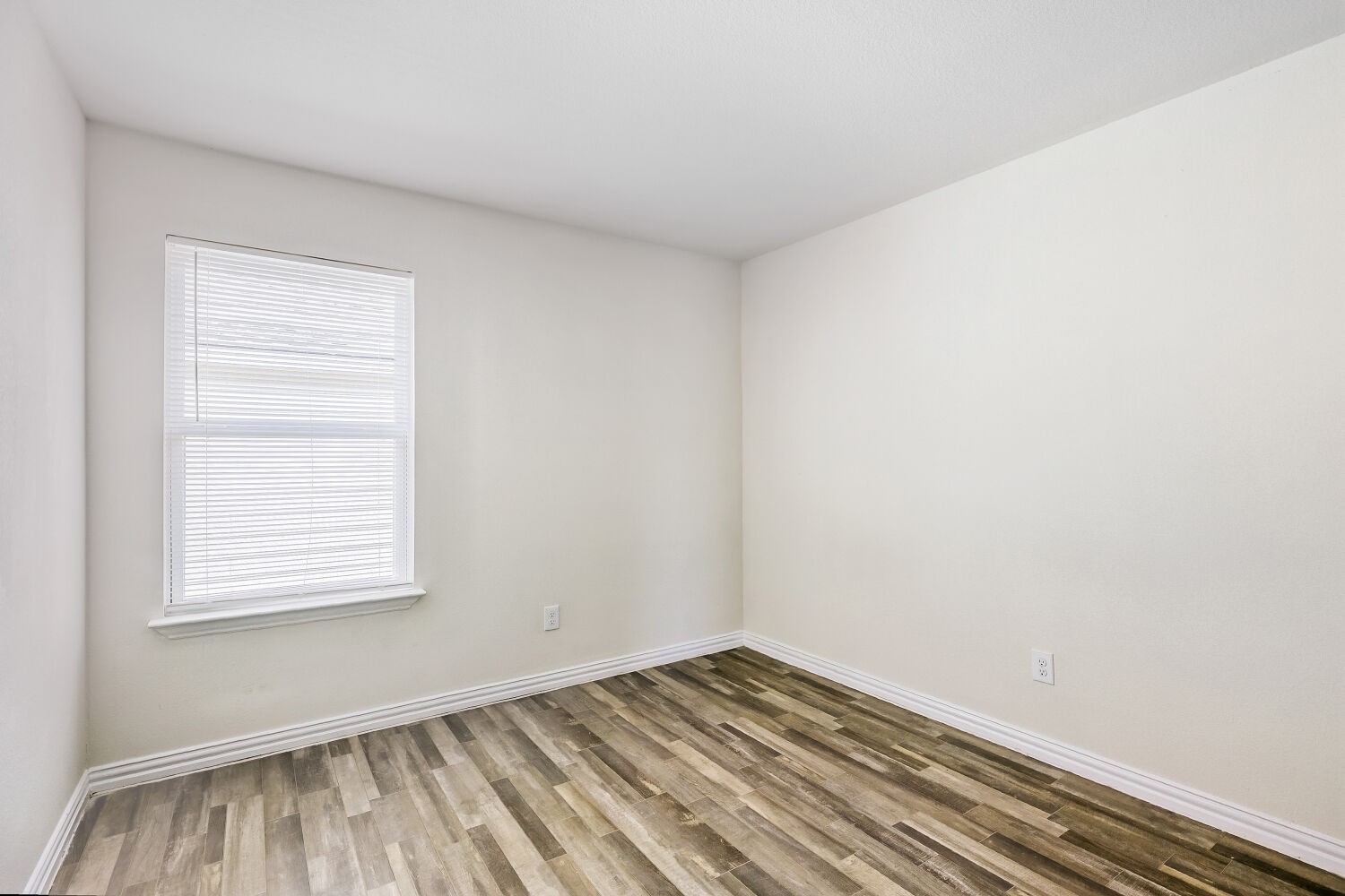 1907 Morgan Street Greenville TX 75401