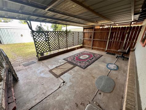 1000 W Custer Street Seymour TX 76380