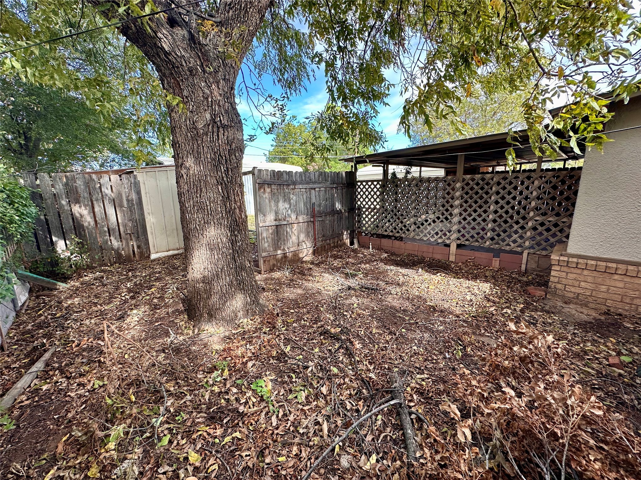 1000 W Custer Street Seymour TX 76380