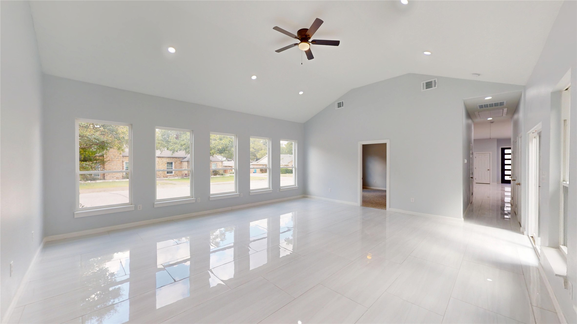 1718 Beaver Creek Circle Duncanville TX 75137