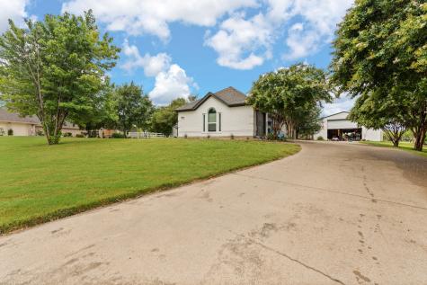 2013 Running Brook Drive Joshua TX 76058