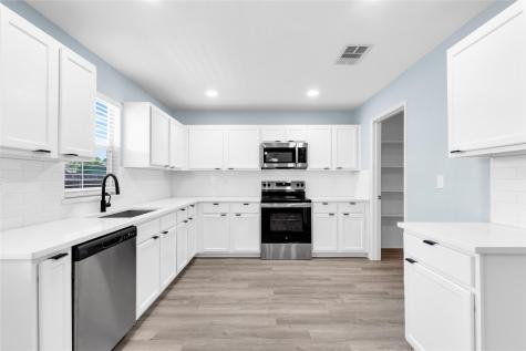 814 Bigfork Drive Arlington TX 76001