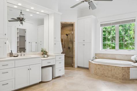 1701 Live Oak Lane Southlake TX 76092