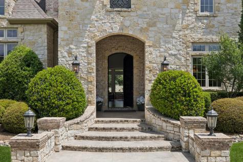 1701 Live Oak Lane Southlake TX 76092