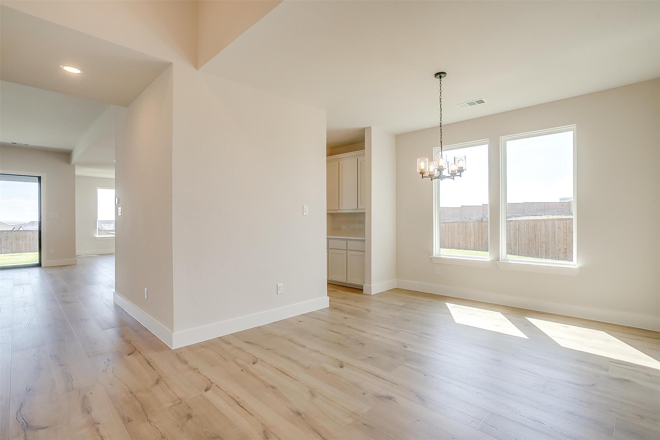 806 Feathergrass Court E Haslet TX 76052