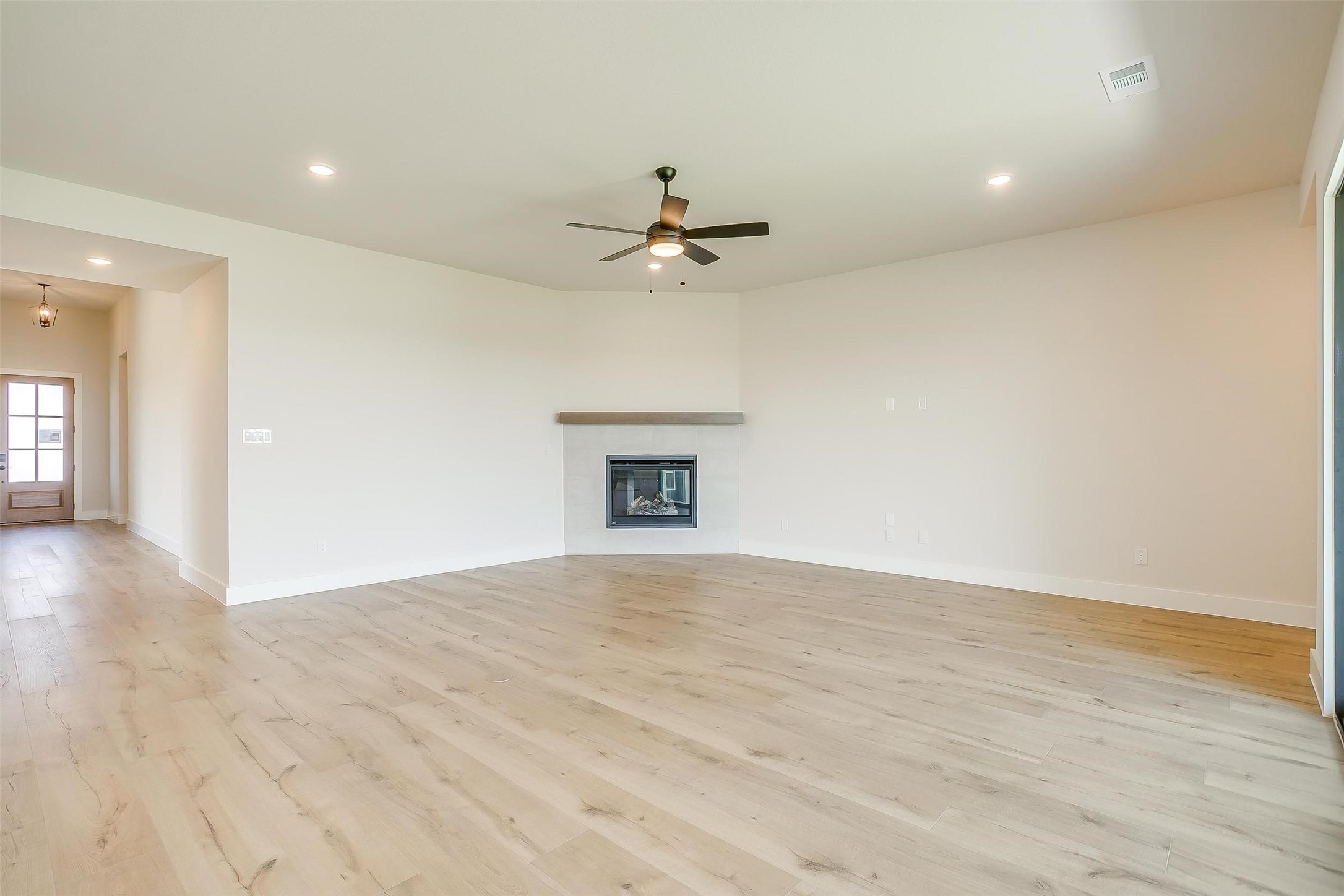 806 Feathergrass Court E Haslet TX 76052