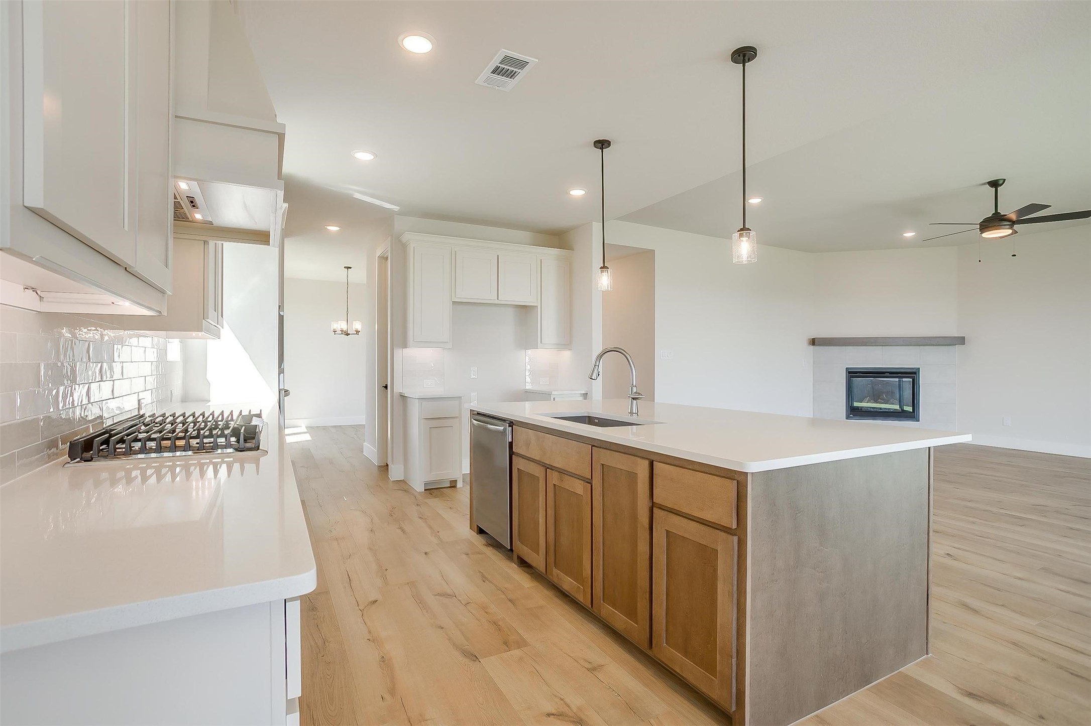 806 Feathergrass Court E Haslet TX 76052