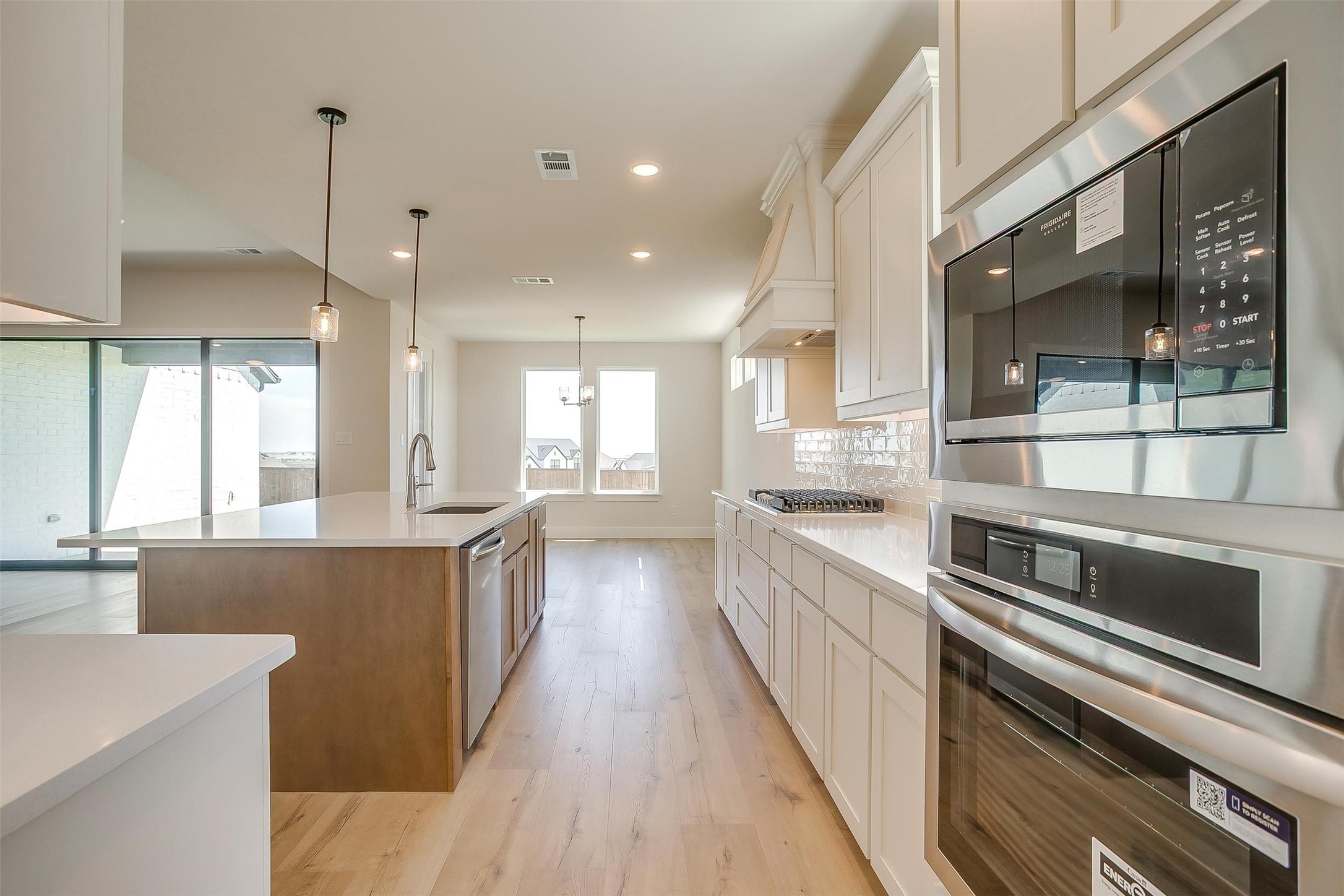 806 Feathergrass Court E Haslet TX 76052