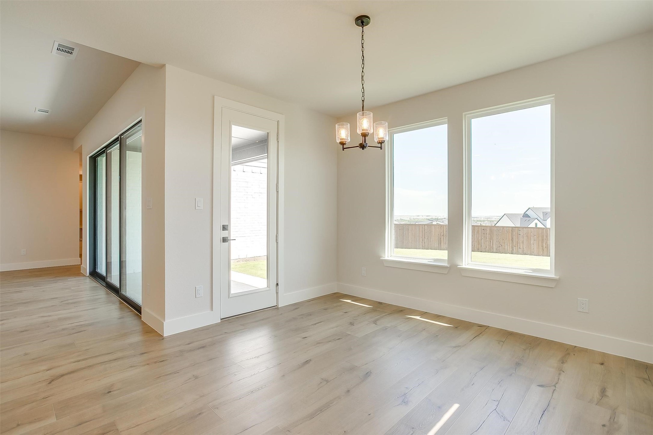 806 Feathergrass Court E Haslet TX 76052