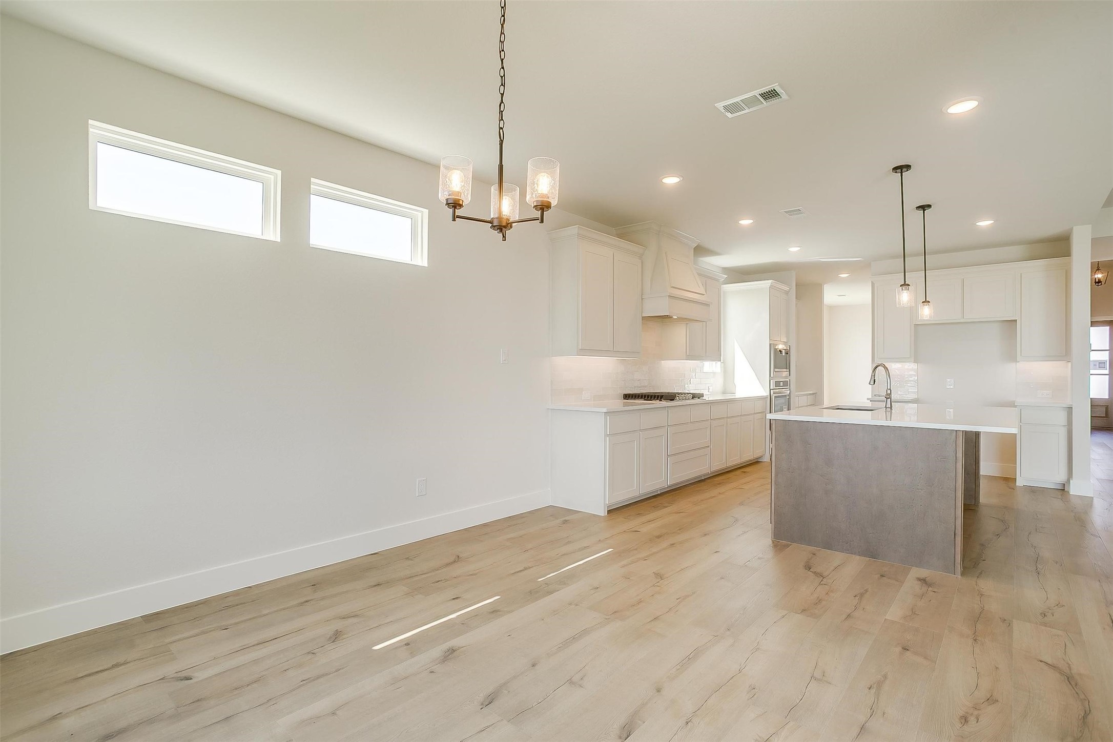 806 Feathergrass Court E Haslet TX 76052