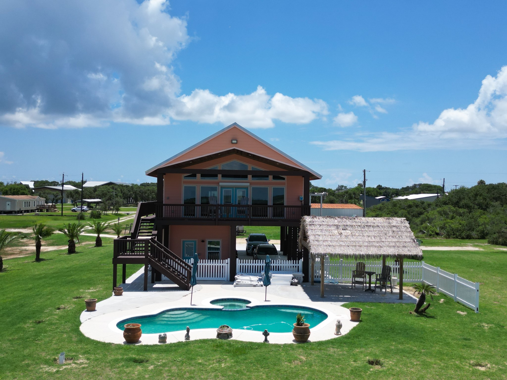 904 W Polk Avenue Port O Connor TX 77982