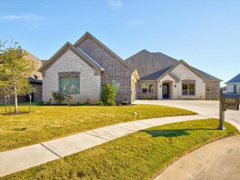 1204 Huntington Cove Court Granbury TX 76048