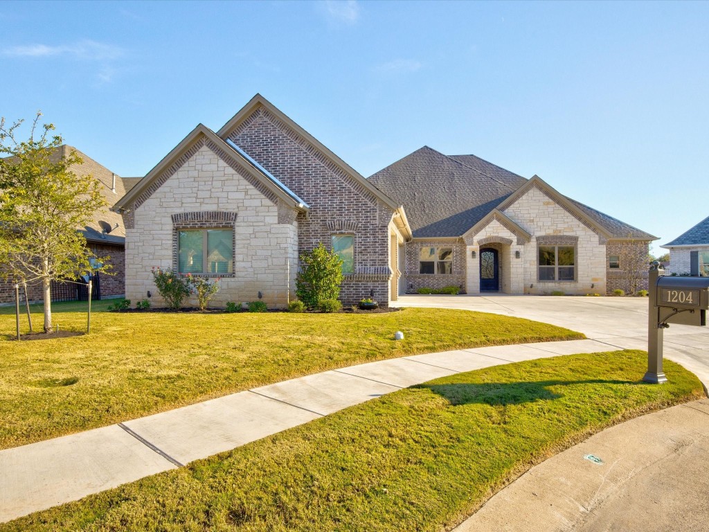 1204 Huntington Cove Court Granbury TX 76048