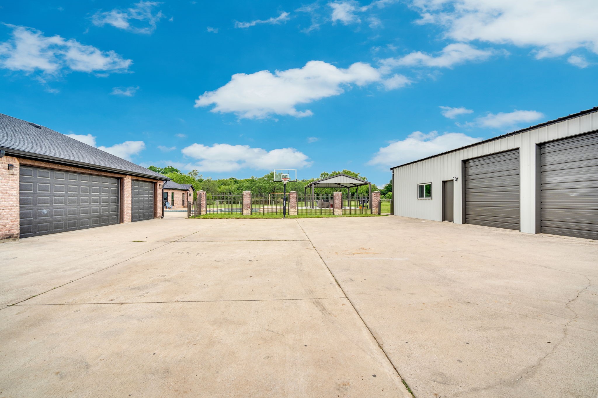 6624 Shadow Valley Drive Burleson TX 76028
