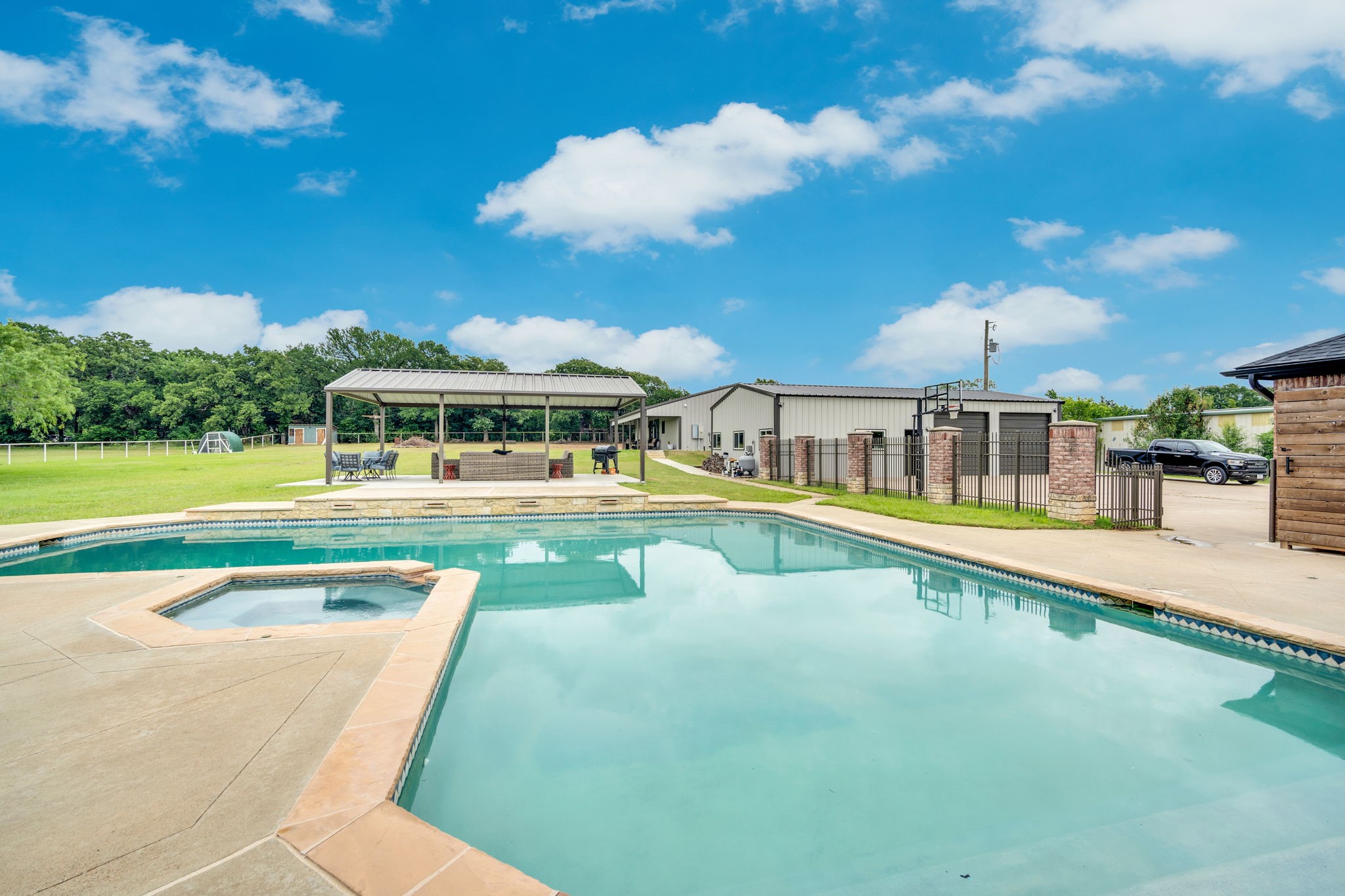 6624 Shadow Valley Drive Burleson TX 76028