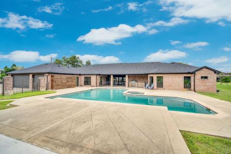 6624 Shadow Valley Drive Burleson TX 76028