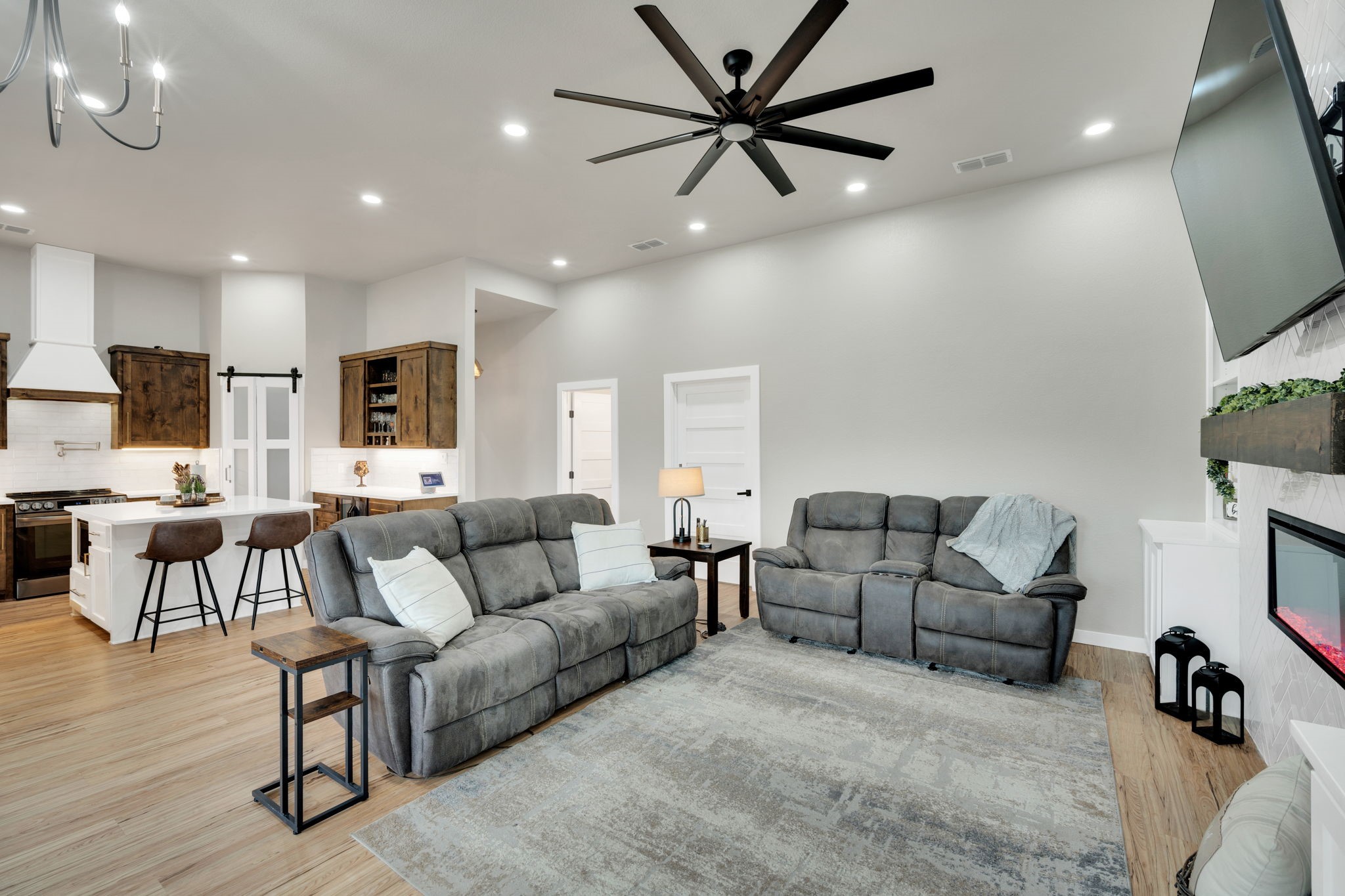 6624 Shadow Valley Drive Burleson TX 76028
