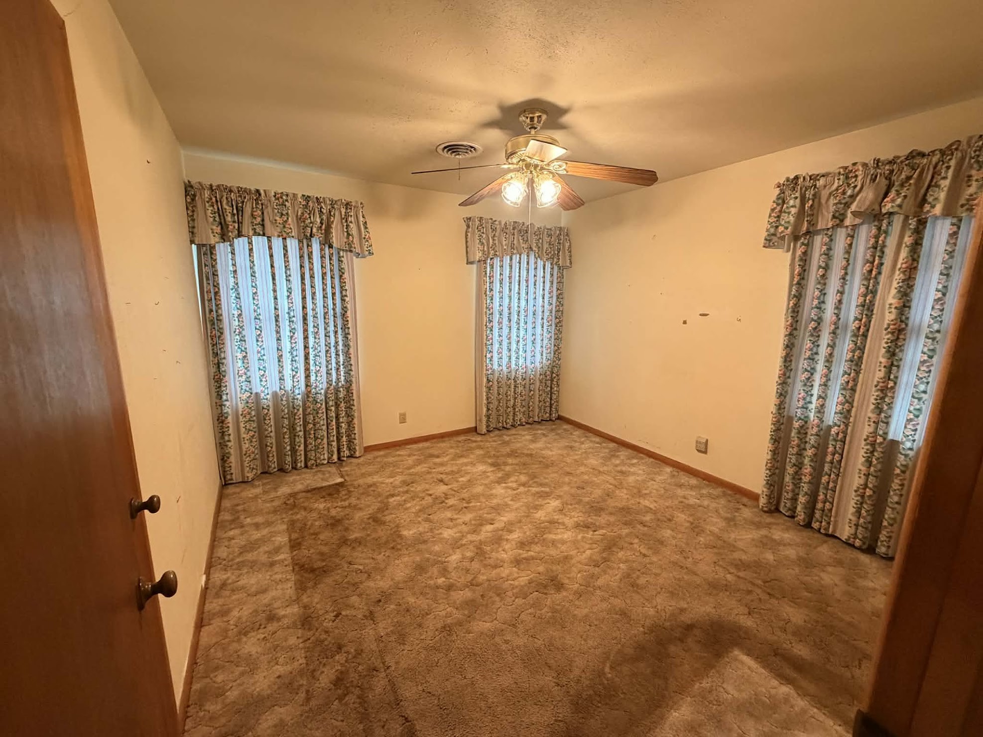 817 N Lacy Drive Lacy Lakeview TX 76705