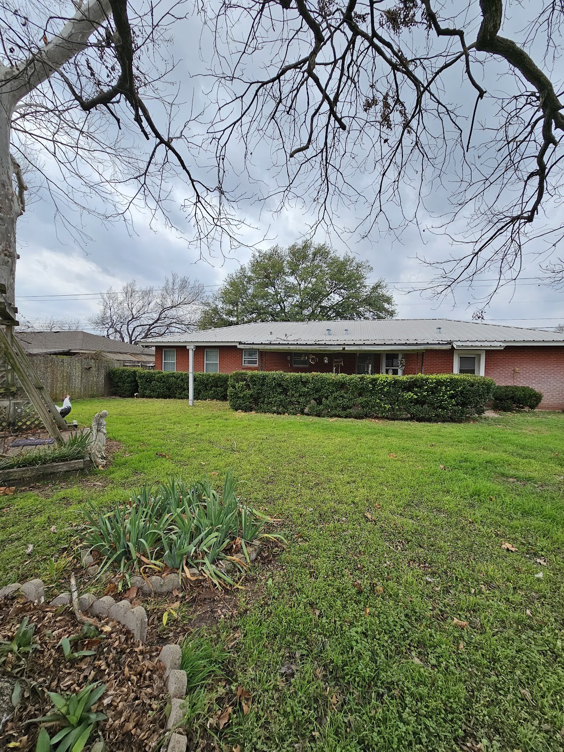 817 N Lacy Drive Lacy Lakeview TX 76705