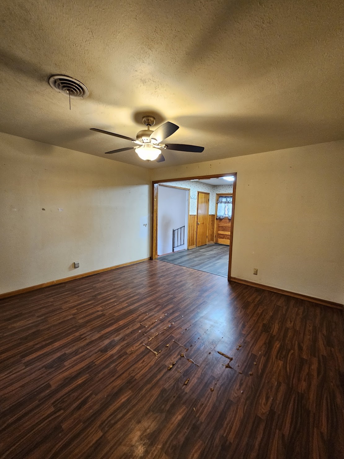 817 N Lacy Drive Lacy Lakeview TX 76705