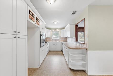 1607 Windlea Drive Euless TX 76040