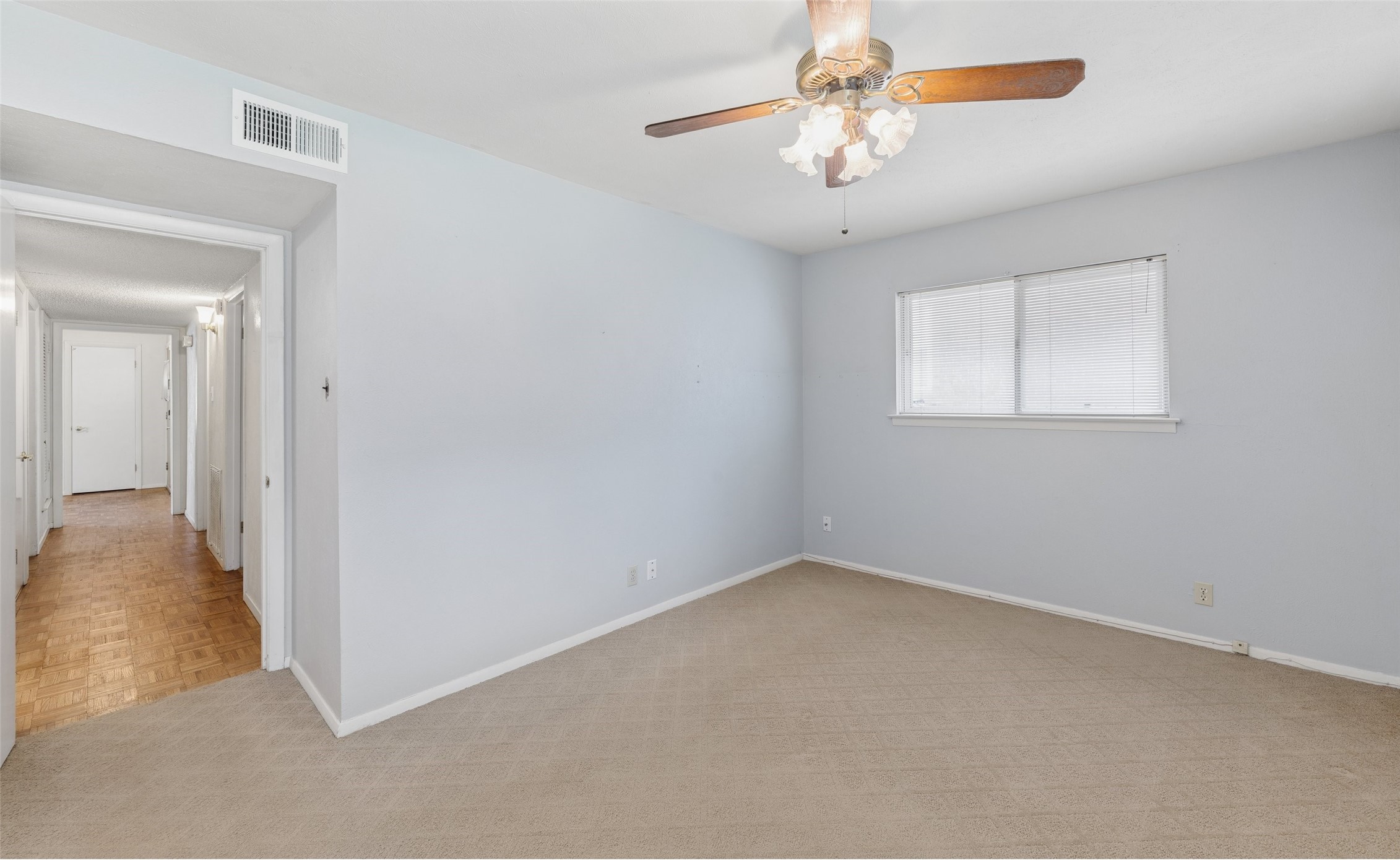 1607 Windlea Drive Euless TX 76040