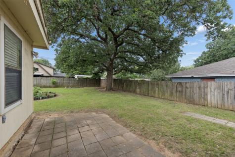 1607 Windlea Drive Euless TX 76040