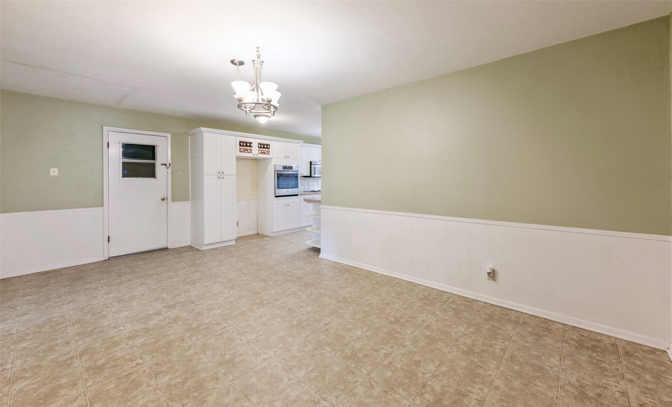 1607 Windlea Drive Euless TX 76040