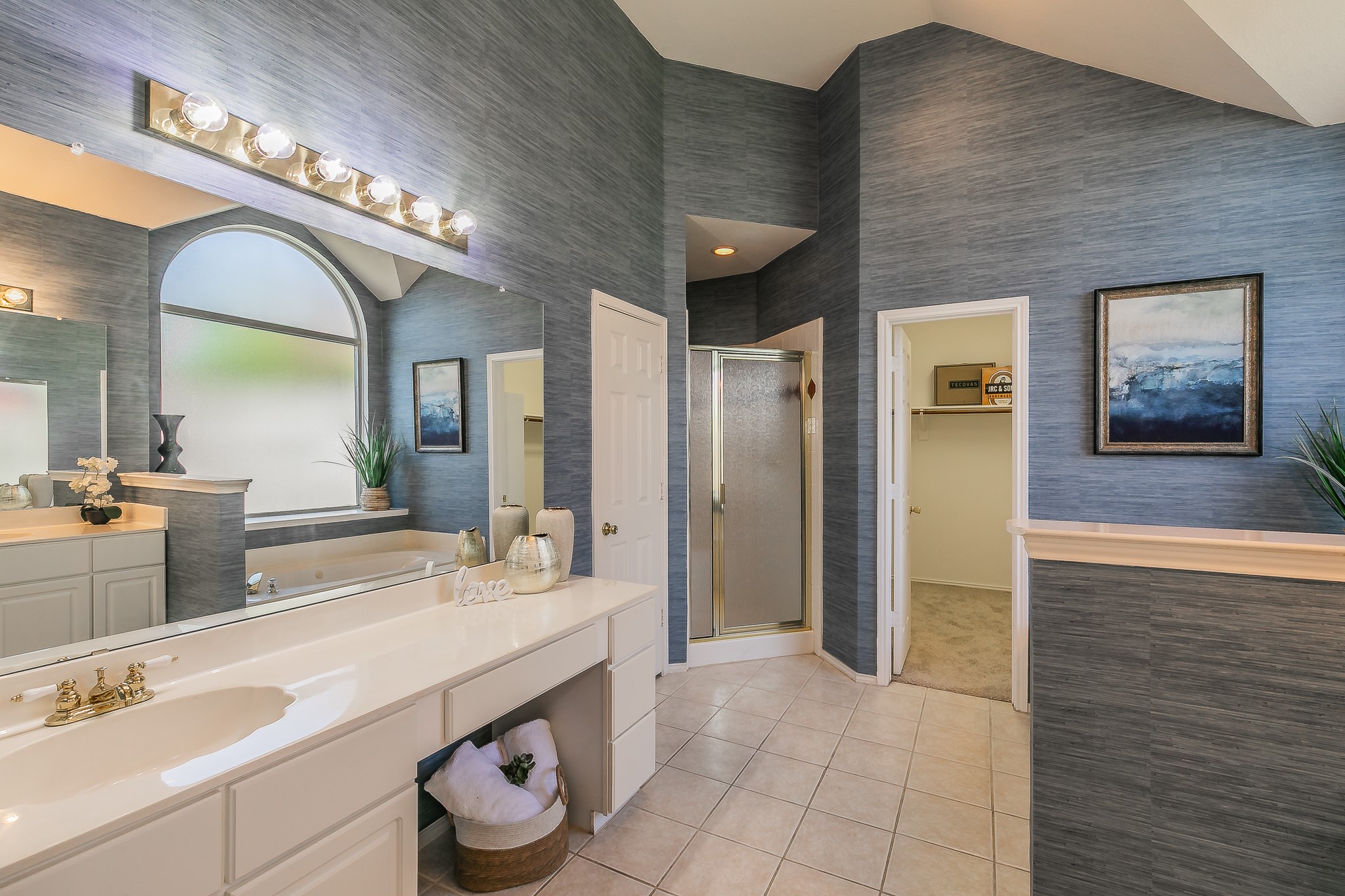 1718 Chandlers Landing Mesquite TX 75181