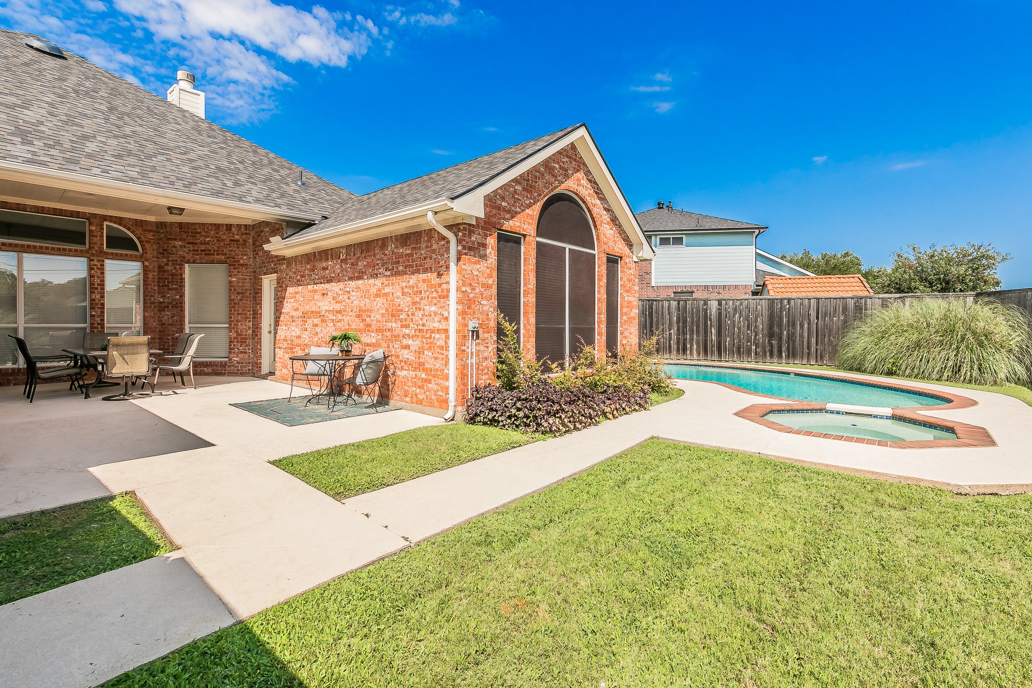 1718 Chandlers Landing Mesquite TX 75181