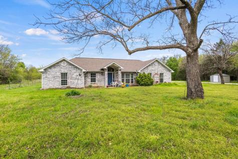 1252 W 12th Street Bonham TX 75418