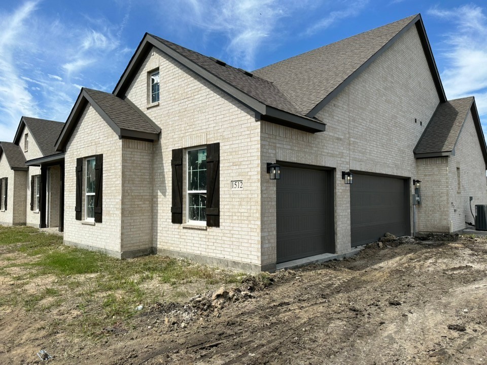 1512 County Road 4910 Leonard TX 75452