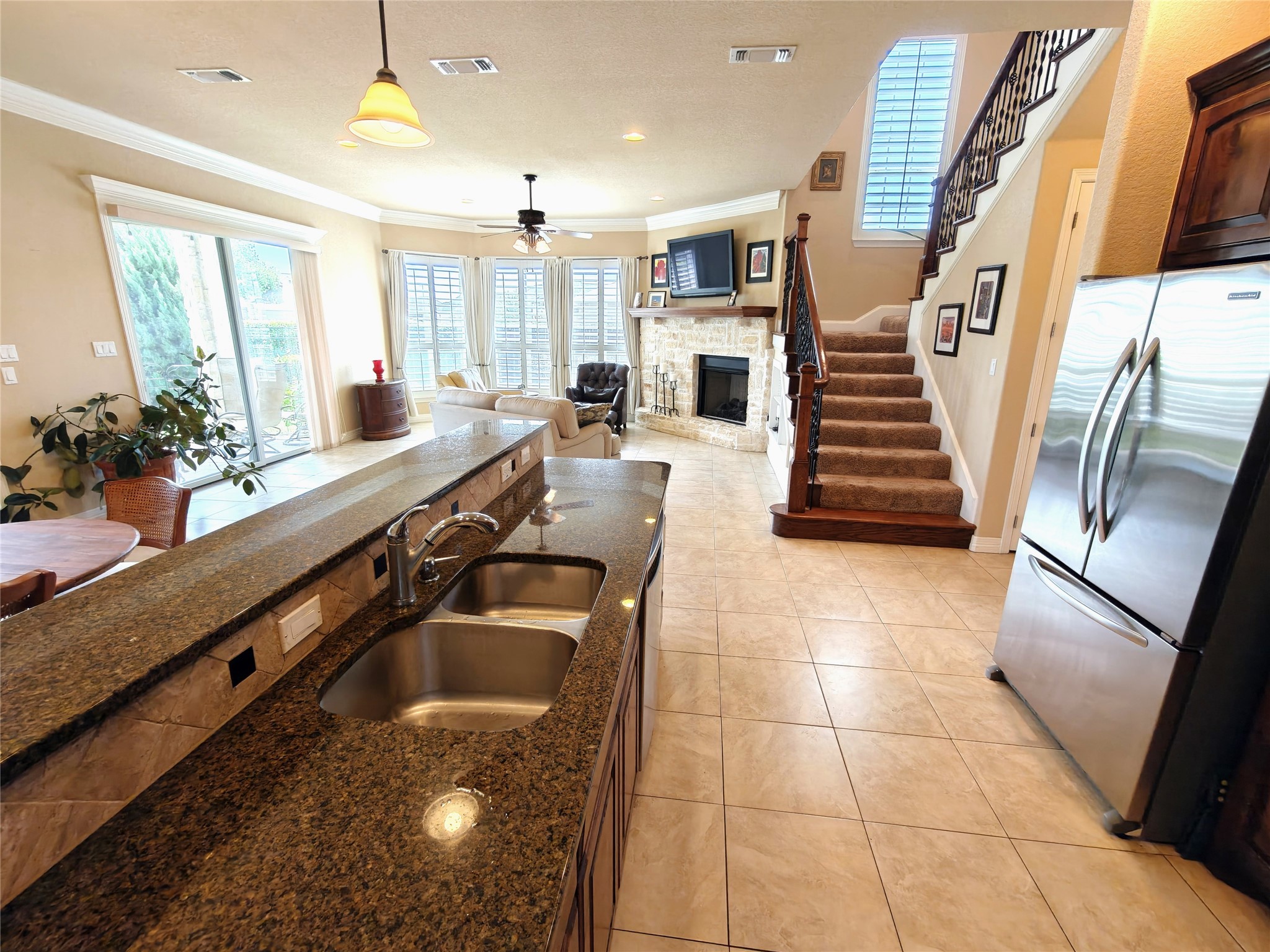 2541 Vineyard Drive Granbury TX 76048