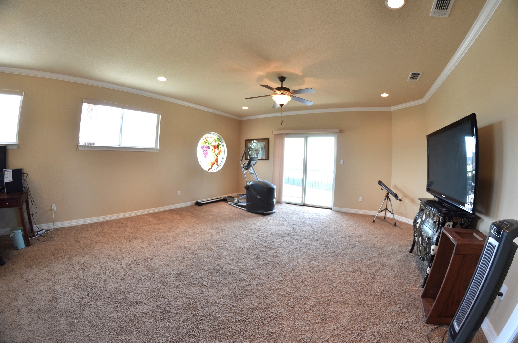 2541 Vineyard Drive Granbury TX 76048