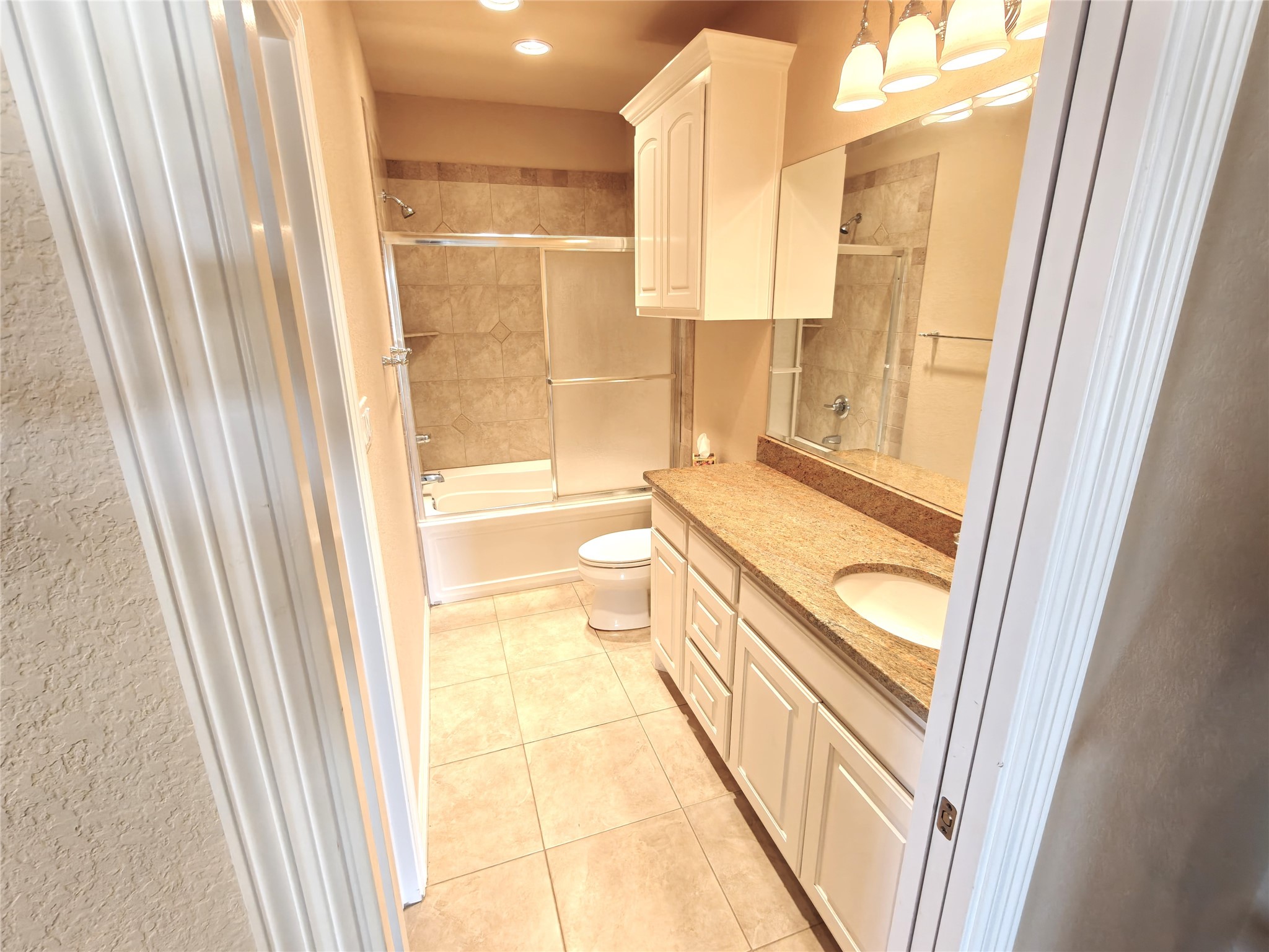 2541 Vineyard Drive Granbury TX 76048