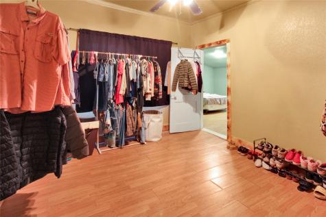 334 N Knox Street Jacksboro TX 76458