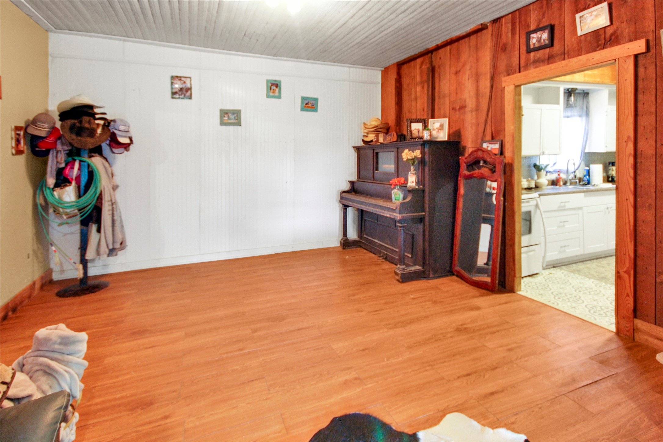 334 N Knox Street Jacksboro TX 76458