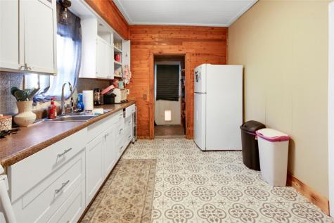 334 N Knox Street Jacksboro TX 76458