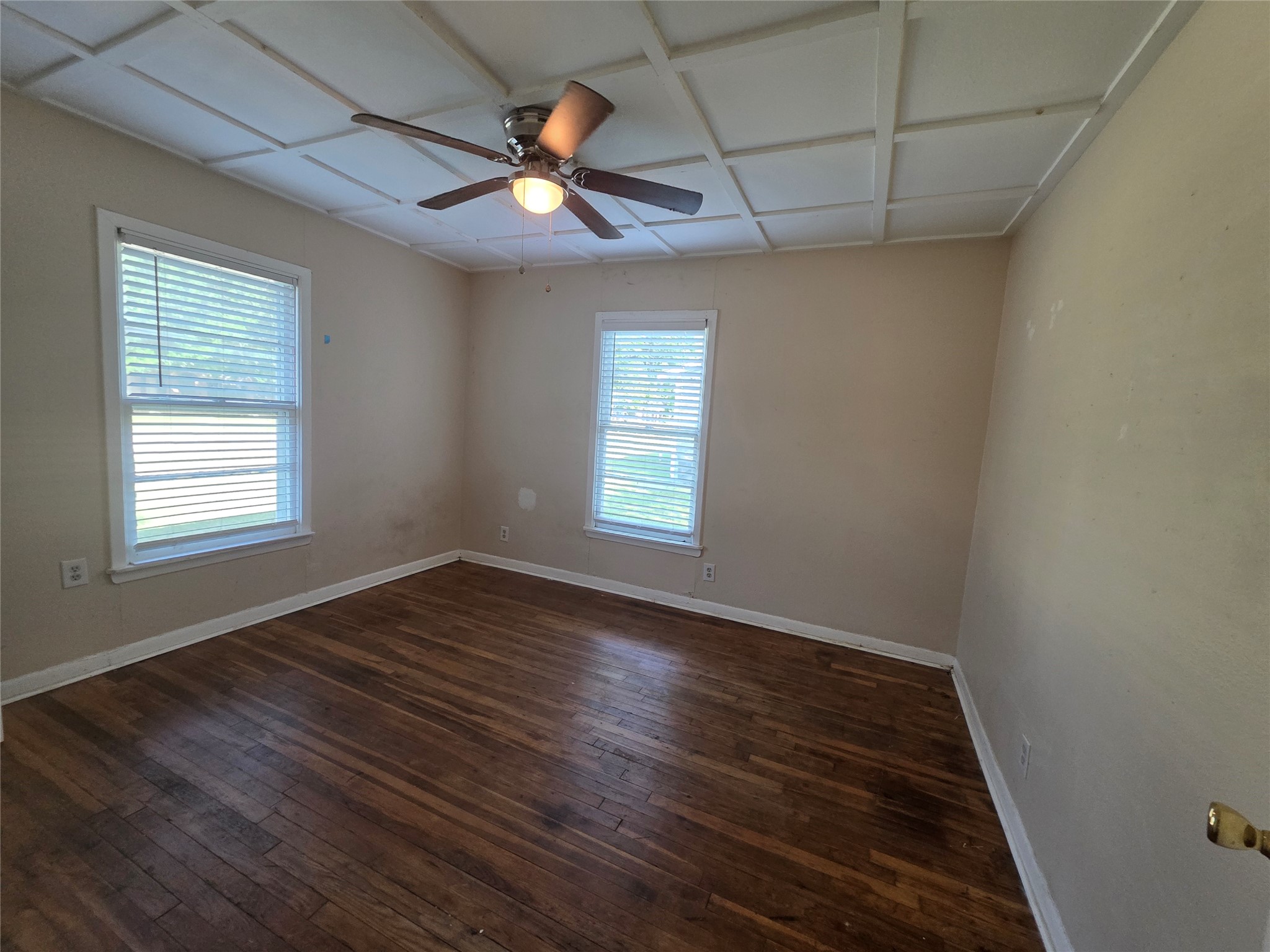 1205 N Anglin Street Cleburne TX 76031