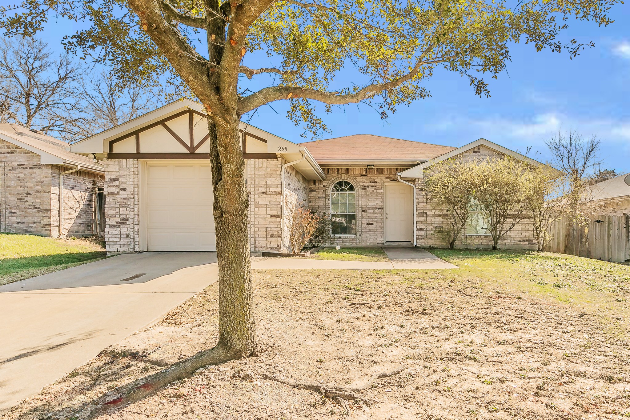 258 Mazatlan Avenue Dallas TX 75232
