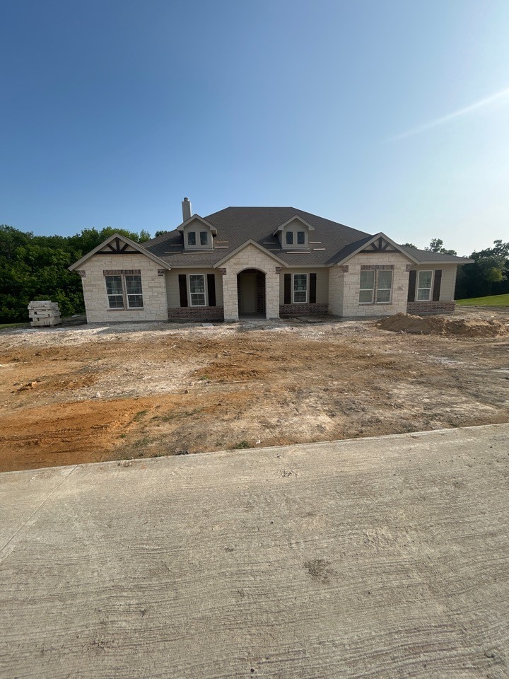 1001 Perrin Lane Van Alstyne TX 75495