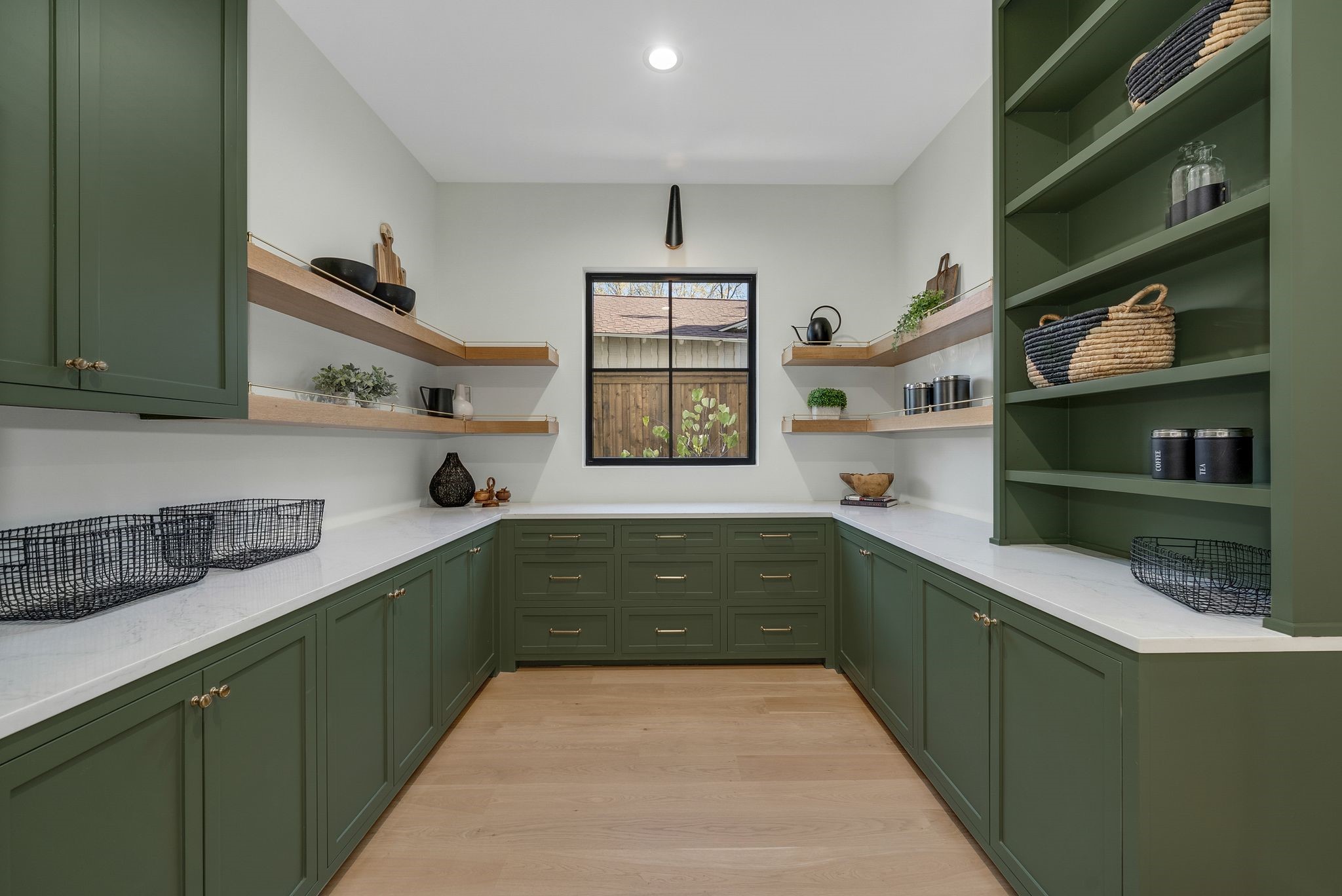 7004 Irongate Lane Dallas TX 75214