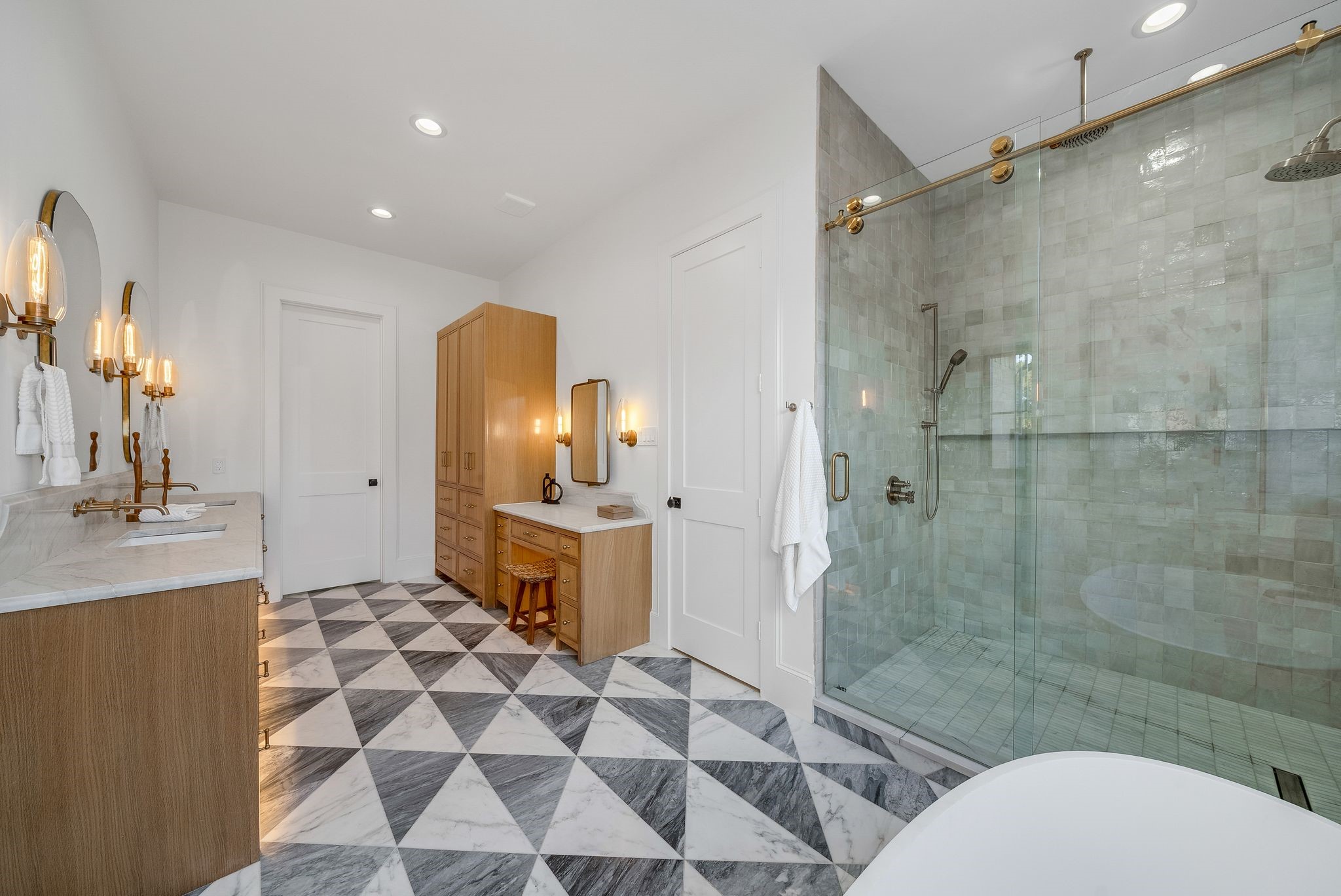 7004 Irongate Lane Dallas TX 75214