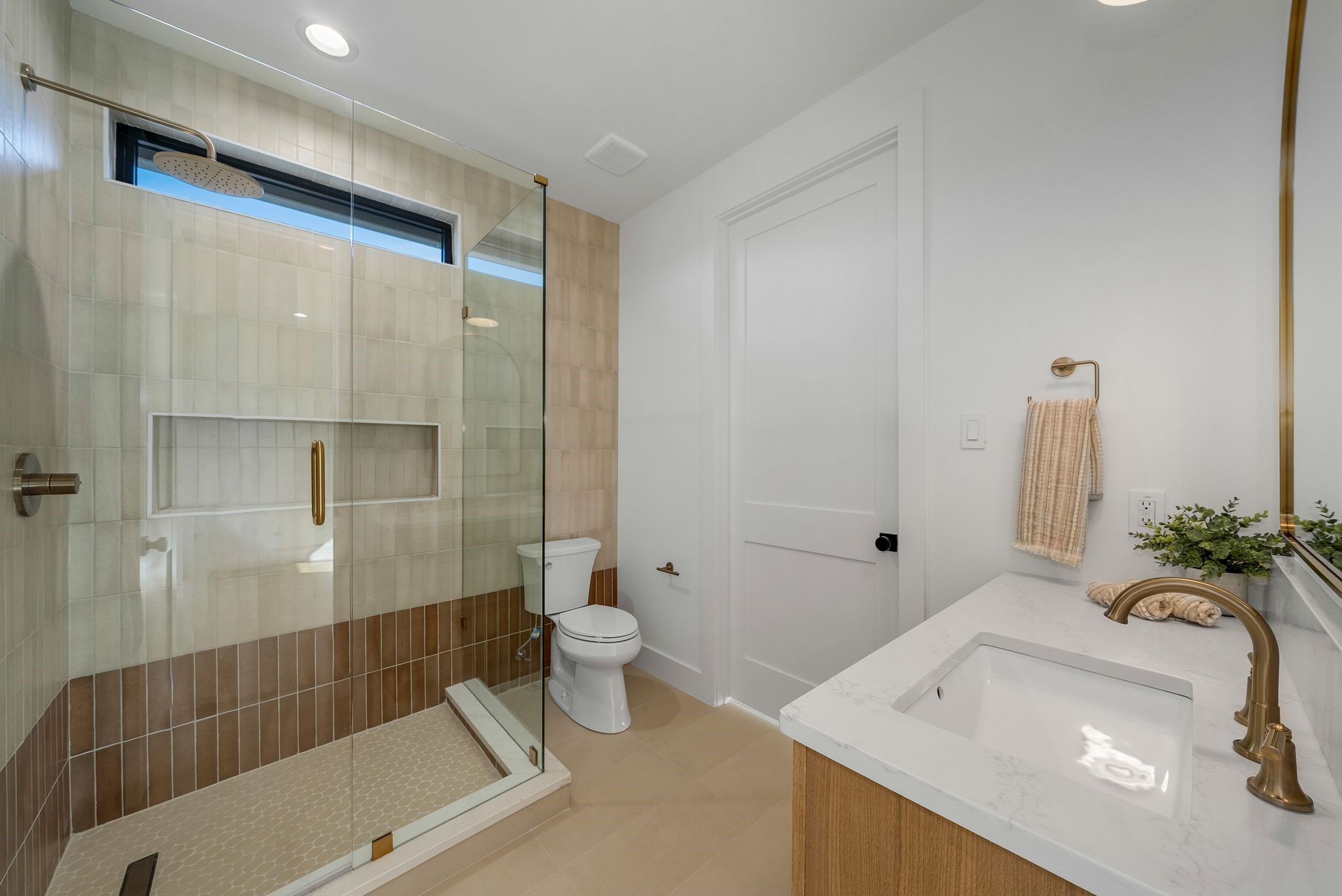 7004 Irongate Lane Dallas TX 75214