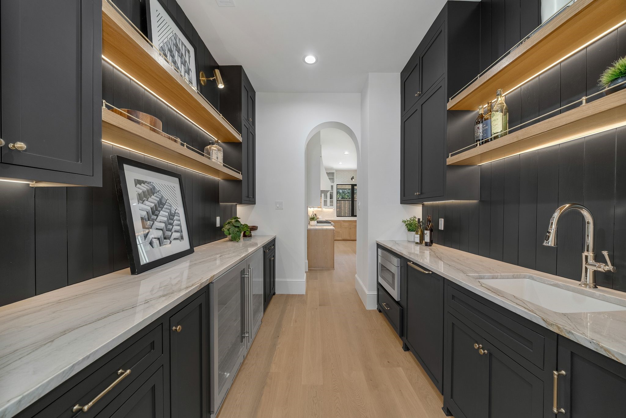 7004 Irongate Lane Dallas TX 75214