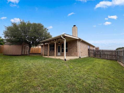 10001 Blue Bell Drive Fort Worth TX 76108