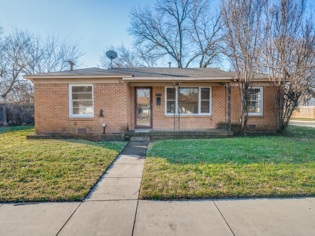 5761 Tracyne Drive Westworth Village TX 76114