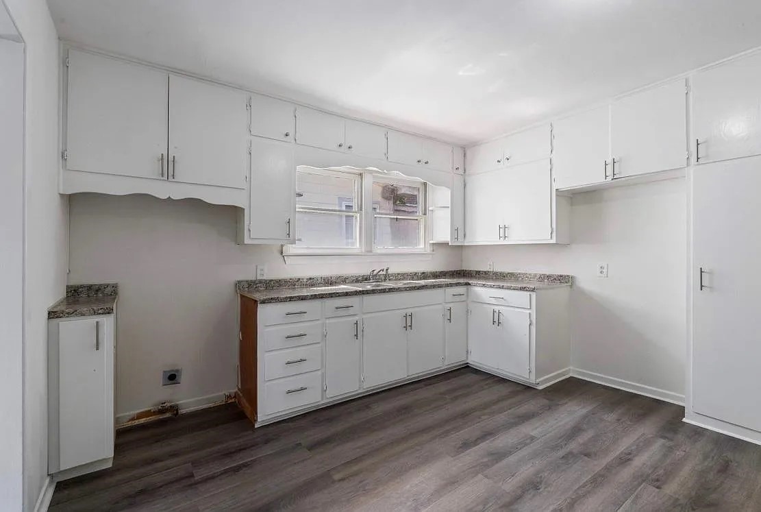 1529 E King Street Sherman TX 75090