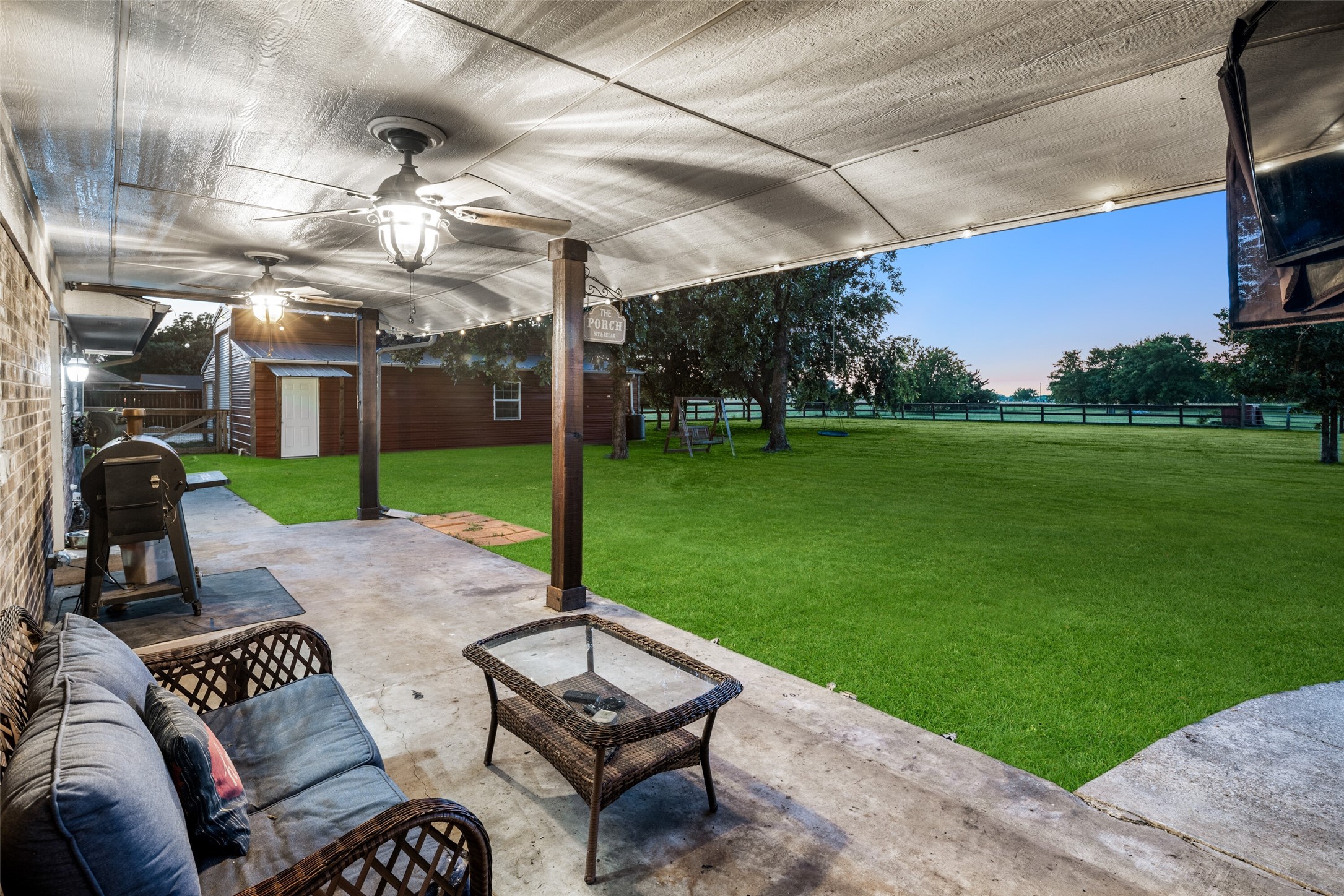 336 Meadows Estate Street Tom Bean TX 75491