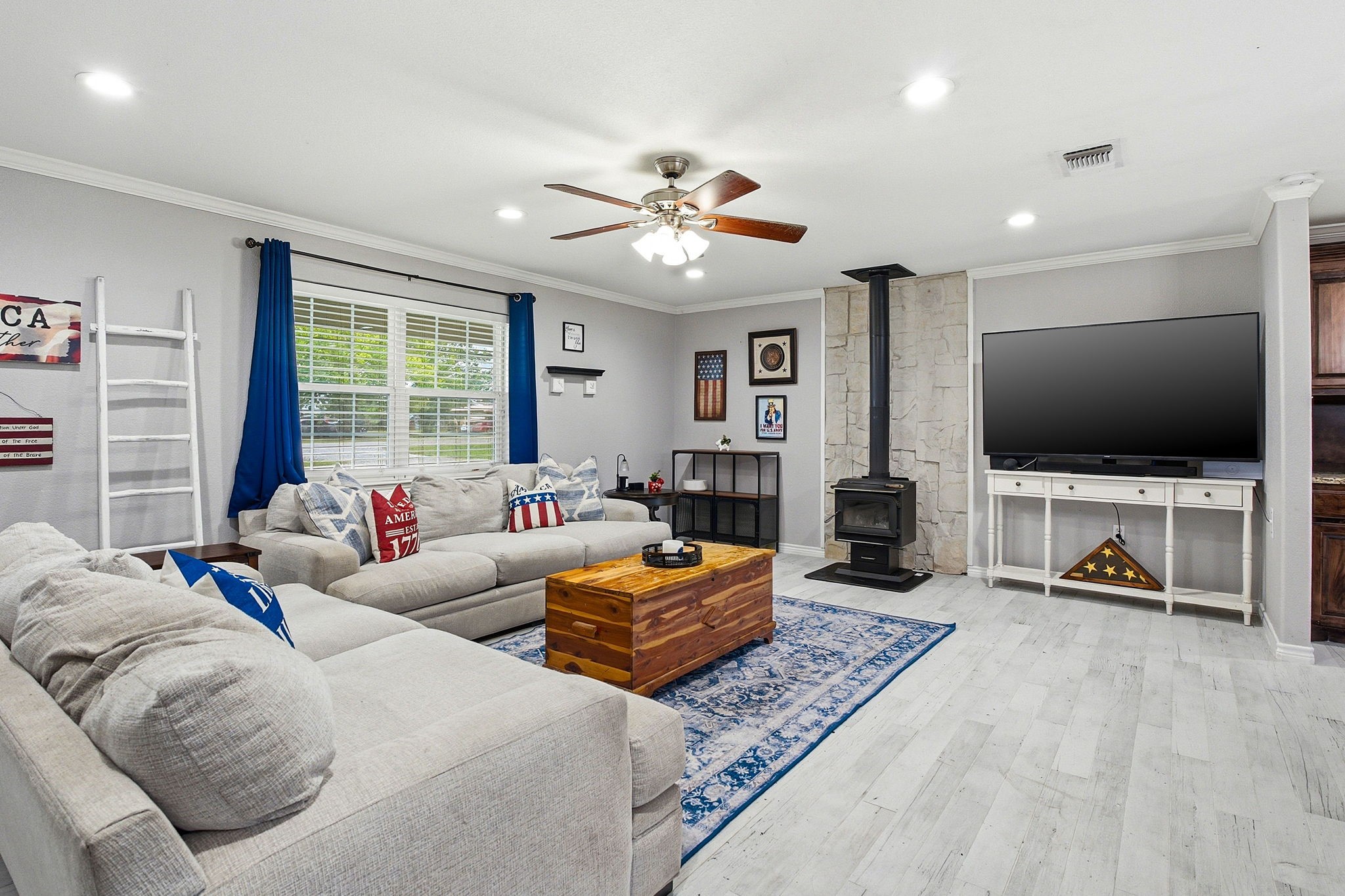 336 Meadows Estate Street Tom Bean TX 75491